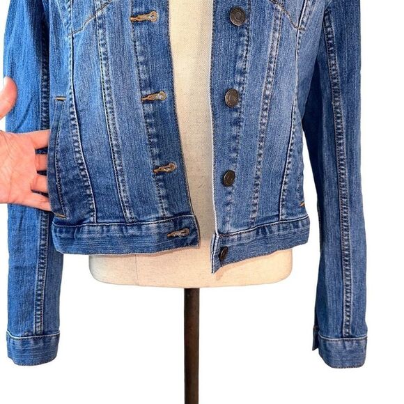 Banana Republic Womens XS Denim Shacket Jacket Button Front Classic Casual - Picture 4 of 11